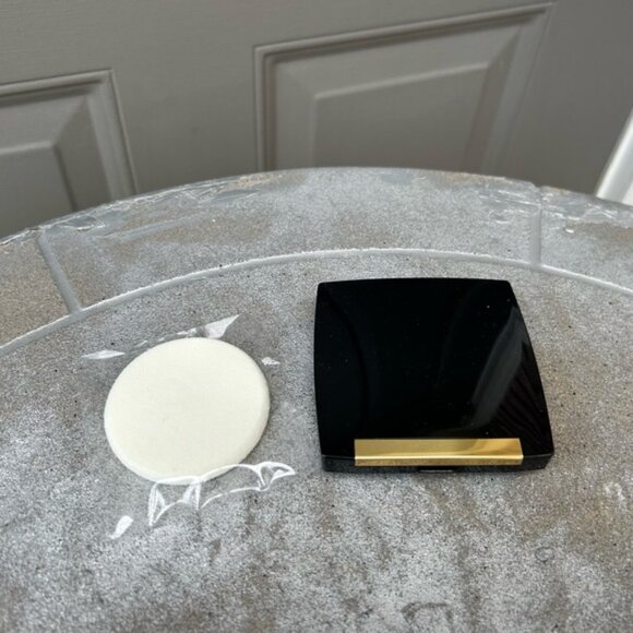 Lancôme - 240 Versatile Rose Clair II (C) Dual Finish Multi  LANCOME DUAL FINISH Matte CLAIR II Compact